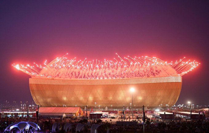 FaktaSepakbola's tweet photo. • 64 Pertandingan
• 172 Goal 
• 3,404,252 kehadiran penonton (53,191 per match)
• 8 Stadion

Hari ini #FIFAWorldCup Qatar 2022 Resmi berakhir, Salah satu Piala Dunia terbaik yang pernah gua tonton. Momen apa yang paling berkesan di Piala Dunia 2022 ini? https://t.co/LlAQuInPmK