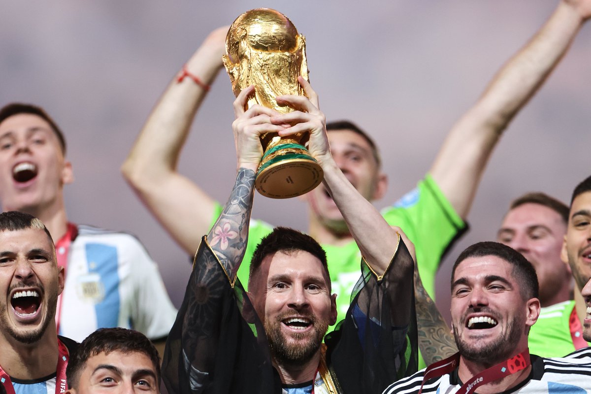 JacobsBen's tweet photo. A fairy tale end for Lionel Messi at his last World Cup. Argentina win a dramatic, enthralling and emotional 2022 World Cup.🇦🇷 https://t.co/vItb2HARRm