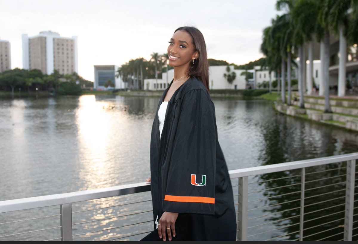 CanesVB's tweet photo. You're looking at a @univmiami graduate 🙌🎓

Congratulations to Janice Leao!! https://t.co/h02vSwHb1x