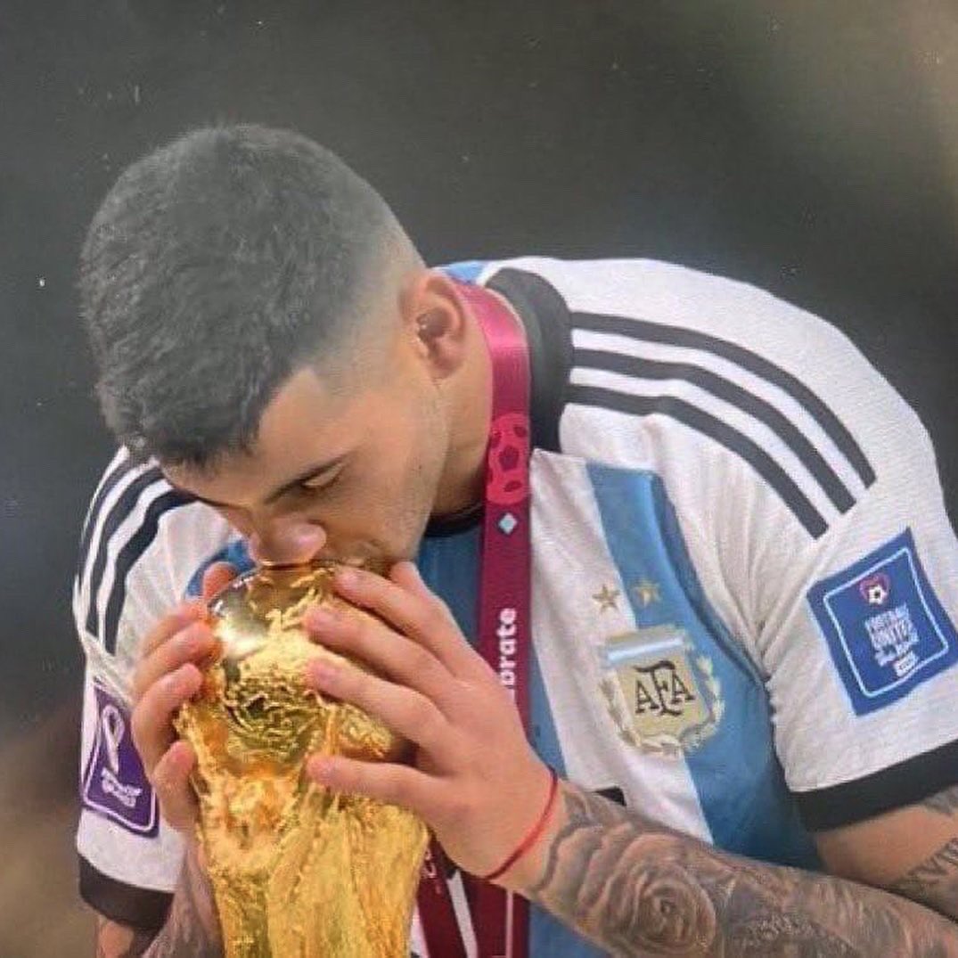 ¡¡DALE, CAMPEÓOOOON!!💙

<a href="/CutiRomero2/">Cuti Romero</a> 

#ArgentinaCampeon 🏆🇦🇷