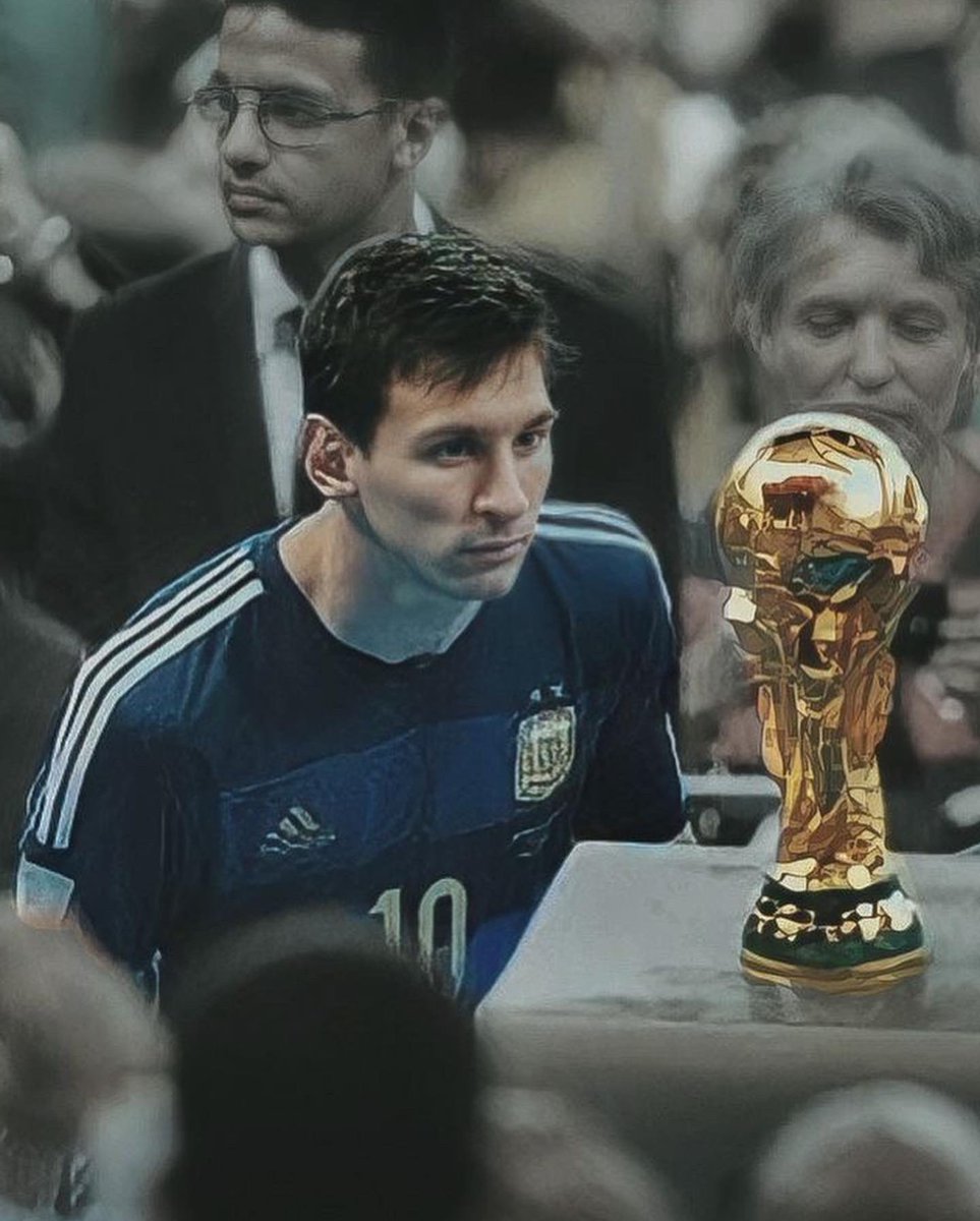 priyaadivarekar's tweet photo. And, that’s what you call a ‘Fairy Tale’ ending 🏆🇦🇷❤️ #Messi #Argentina #FifaWorldCup https://t.co/Am5MCE5byP