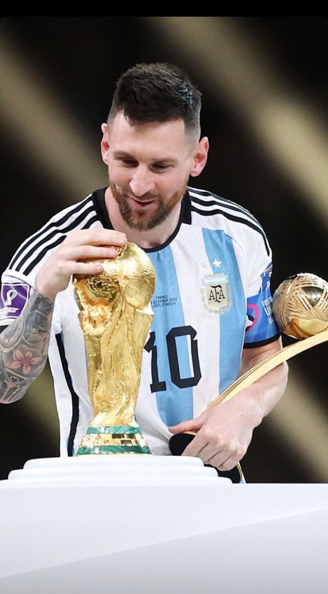 martín. tweet media