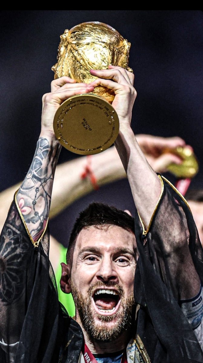 martín. tweet media