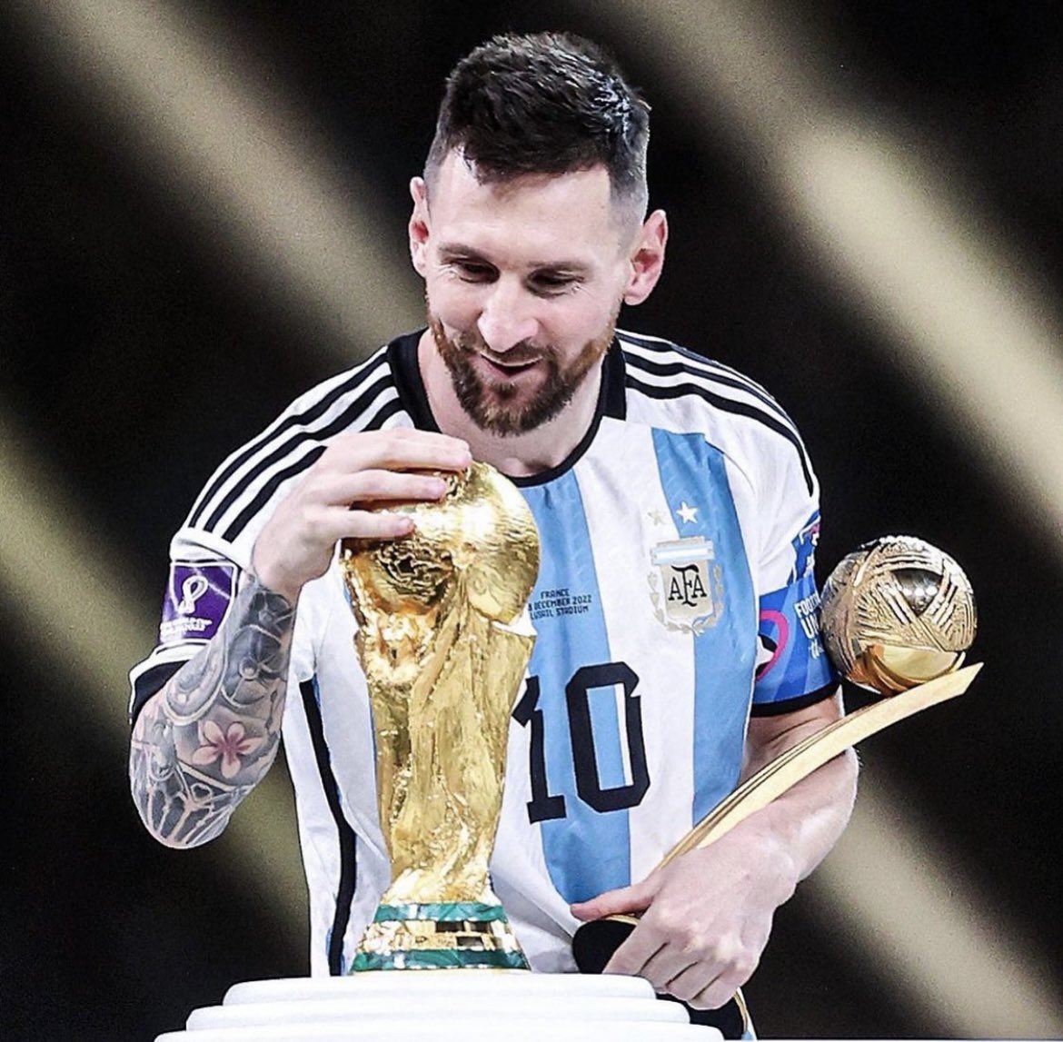 GingaBonitoHub's tweet photo. Neymar on Instagram:

“Congratulations brother 👏🏽” https://t.co/GCxWBqG4Sn