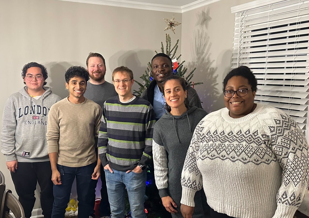 Chekan Lab 2022 Holiday Potluck was a ton of fun! So lucky to be part of this awesome group of scientists!