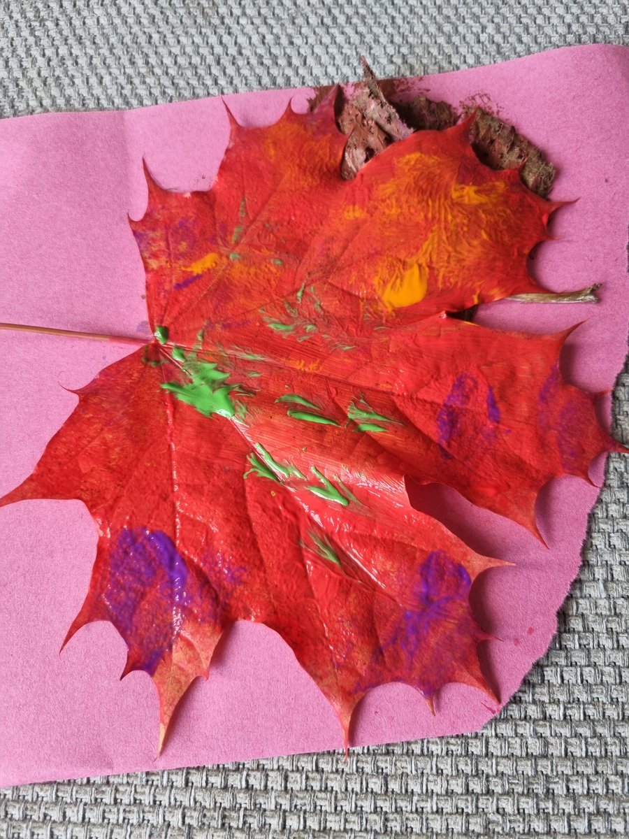NatashaBoyle88's tweet photo. @penalltau #Melangell painting leaves and practising his colours in welsh https://t.co/4ESg5qKDYM