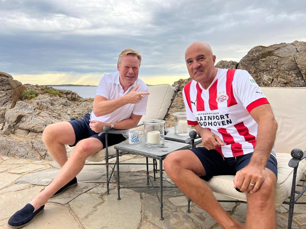 En nu gewoon lekker vooruitkijken met de toekomstig bondscoach Ronald Koeman en John van den Heuvel, om 20:08 Isola di Beau op RTL4