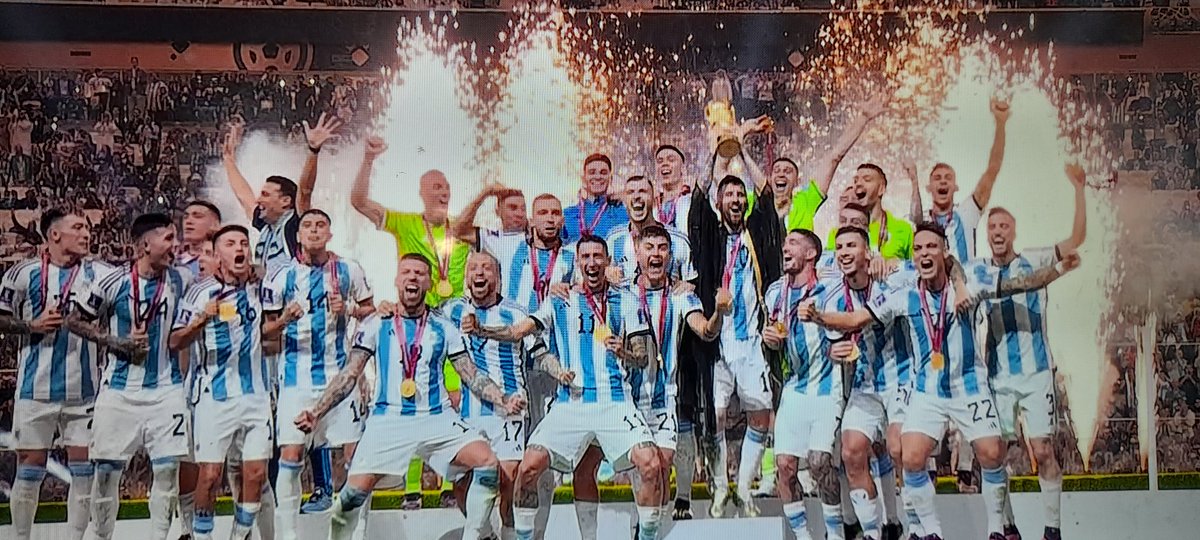 DInteresante's tweet photo. #Somos Campeones #Arg https://t.co/KElRV7TZZR