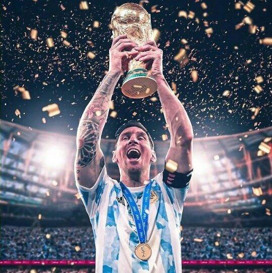 vegetto1508's tweet photo. La gran Leyenda "Messi" se Despide como ganador del Mundial 2022
Arriba Argentina, Siempre Arriba 
#ArgentinaVsFrance #Mundial2022 #Latina https://t.co/fN4LoehpCT