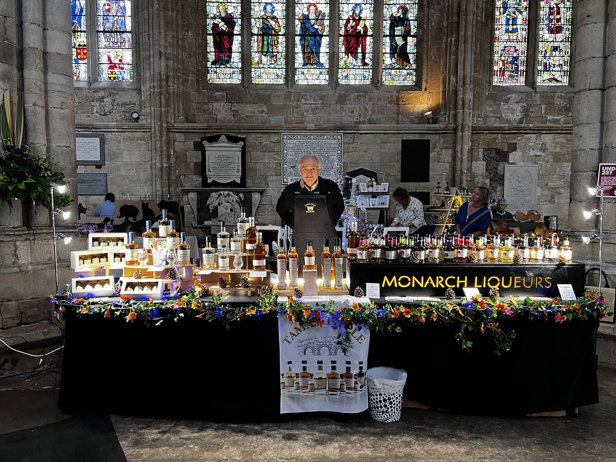 Monliq's tweet photo. @ExeXmasMarket It’s a wrap!!! Once again a huge Thank You to everyone who helped to make the  Exeter Christmas Market the enormous success it is.  We look forward to seeing you all again next year. Merry Christmas everyone, From Team Tamar Tipple here at Monarch Liqueurs https://t.co/B3P9fIycoL
