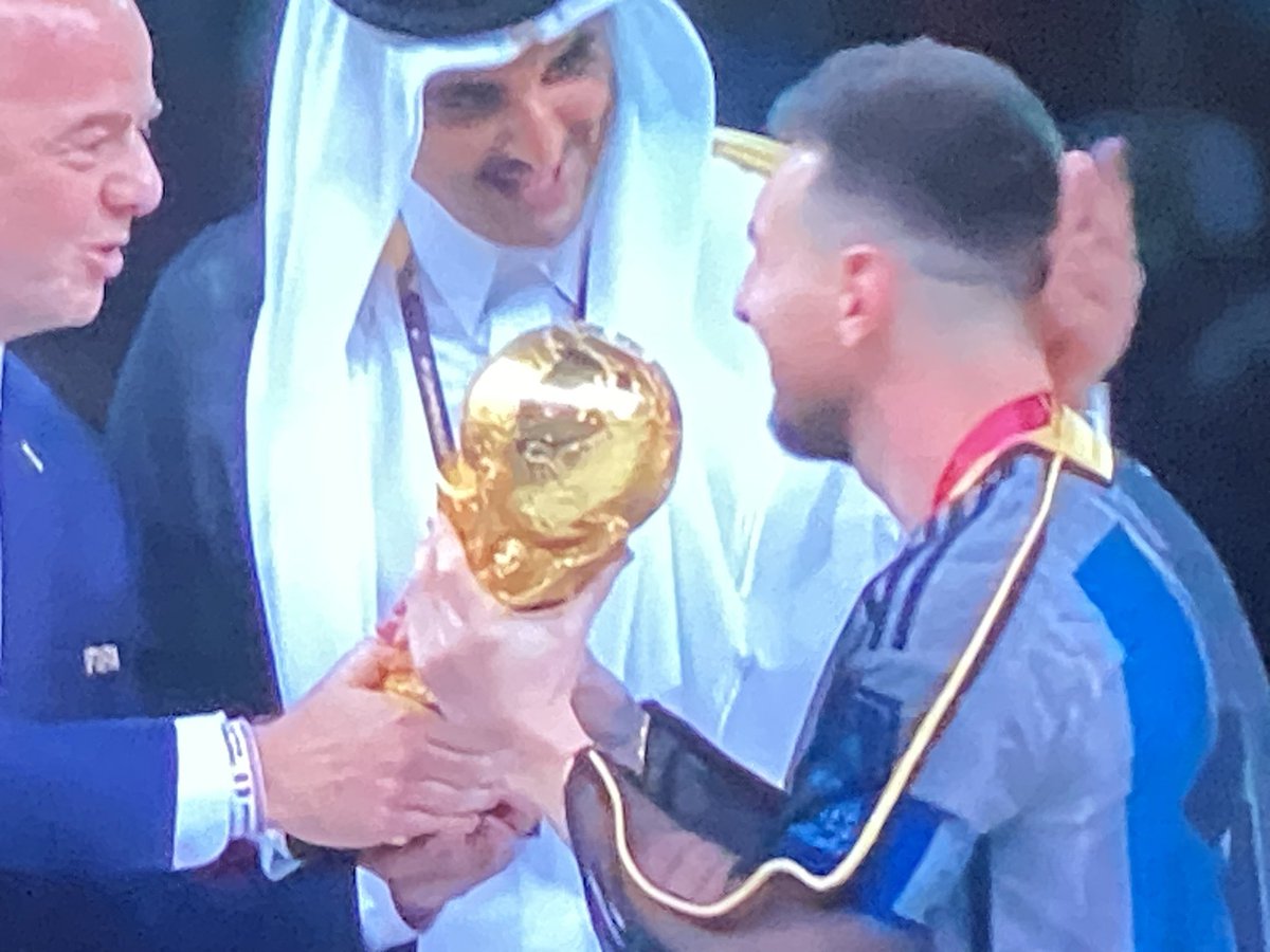 dicksonad's tweet photo. #goldrobe Messi deserves this monumental moment. He has made history and the record is set! May your #goldrobe bring you more wealth!!!! https://t.co/P5Hmf7tCmh