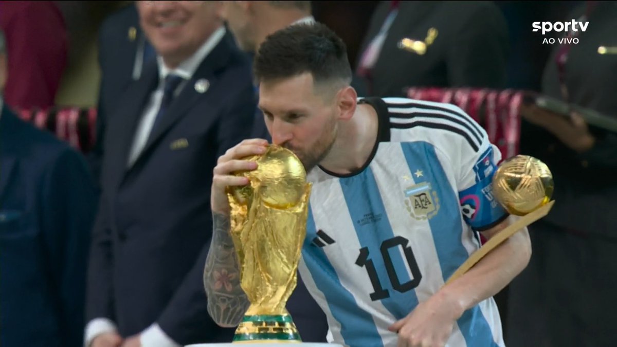 Com seu primeiro título da Copa, Messi iguala número de conquistas mundiais de Ash Ketchum
