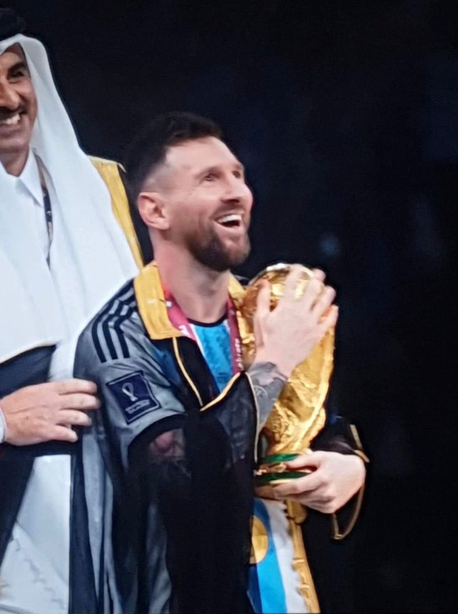 تحت هذه التغريدة شاركونا اجمل صور التتويج