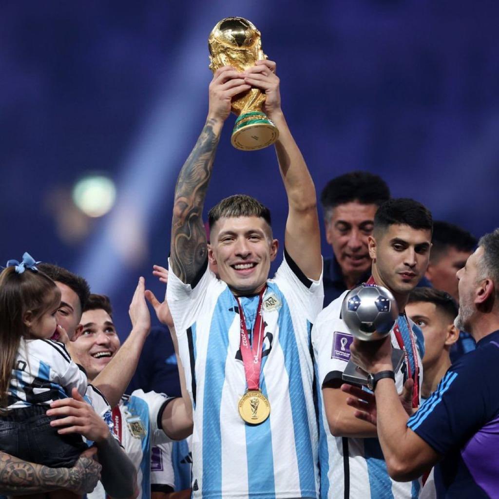 rahmunnn's tweet image. The only pic that matters today 😍