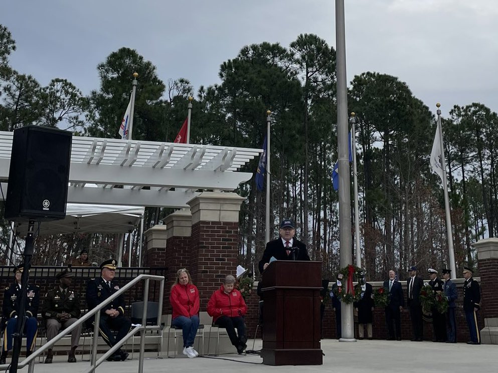 A great day @WreathsAcrossAmerica ceremony <a href="/fortjackson/">Fort Jackson</a> honoring our nation’s true heroes!