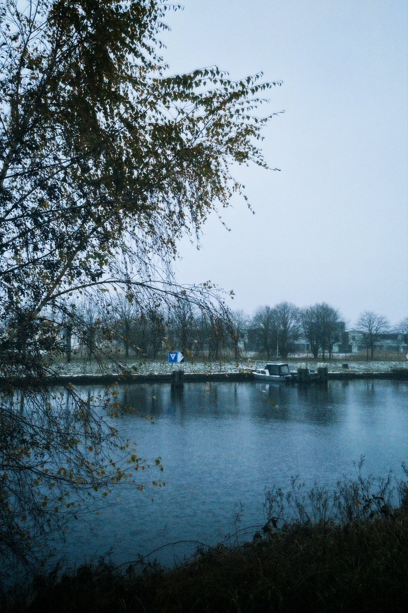 Belentwit's tweet photo. salir de tu casa y tener estas vistas, llega el invierno a holanda https://t.co/Q0Ou5AIPUO