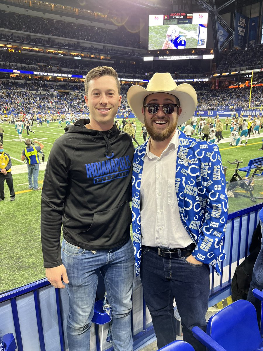 itdoesntMATTerK's tweet image. Anyone need to buy their loved one a last minute Christmas gift?

I have two tickets for the 12/26 MNF game against the Chargers.  This is the view.

DM me if interested!