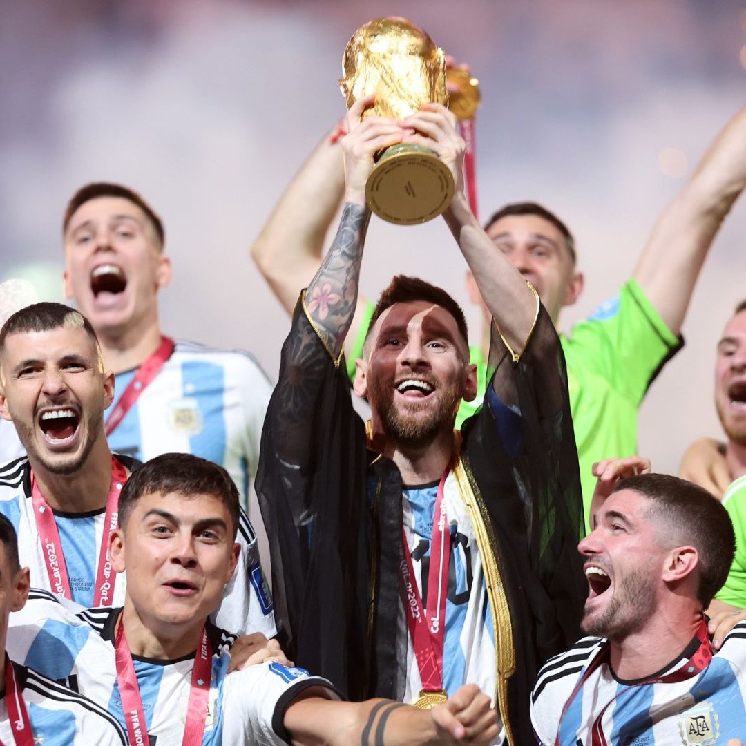 Reeed1's tweet photo. At least Messi’s Eid outfit is sorted. #FIFAWorldCup https://t.co/tHE7iXzVUa