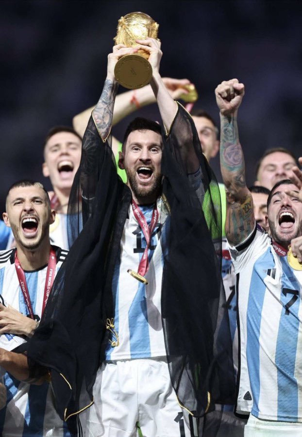 jp_5i's tweet photo. فامووس ارجنتينا❤️‍🔥🔥
 #كاس_العالم_2022_قطر https://t.co/TXrzOnn5dy