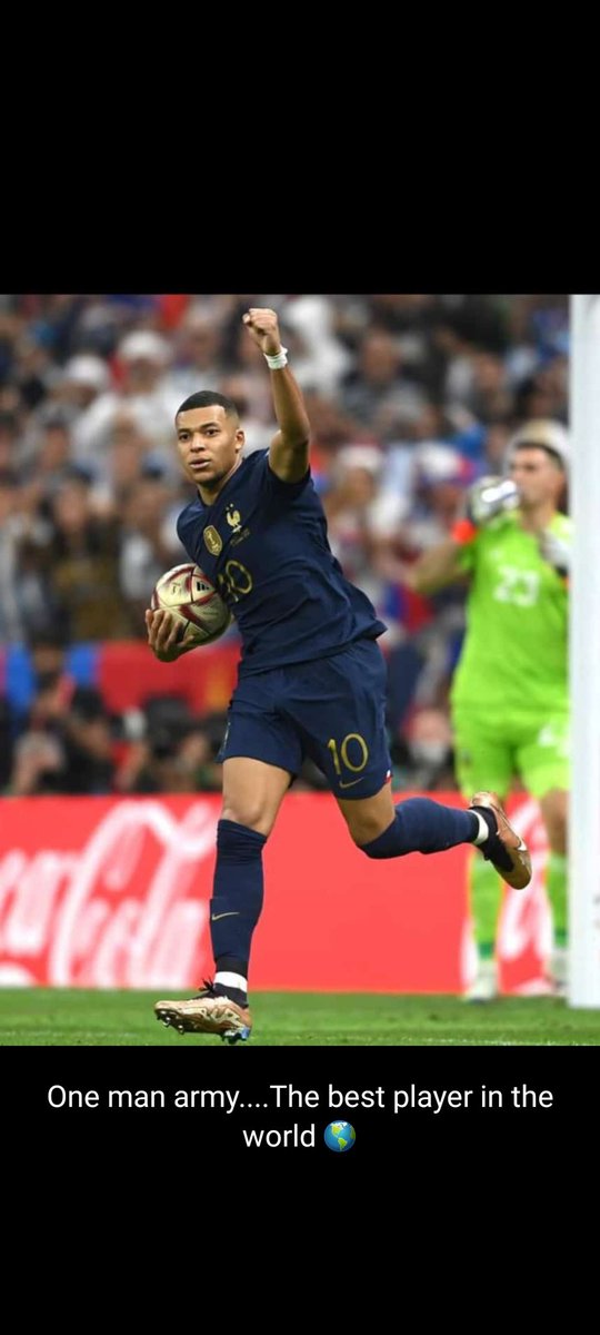 aman_dashtii's tweet photo. No Matter which team you are supporting ,you gotta respect this Man ! 
Hatrick in the final and alone warrior for his team ! @KMbappe
One man Army ❤️
#Mbappe #Mbappe𓃵 #FIFAWorldCup    #WorldCup #ShortsFIFAWorldCup https://t.co/qMJt1QuCit