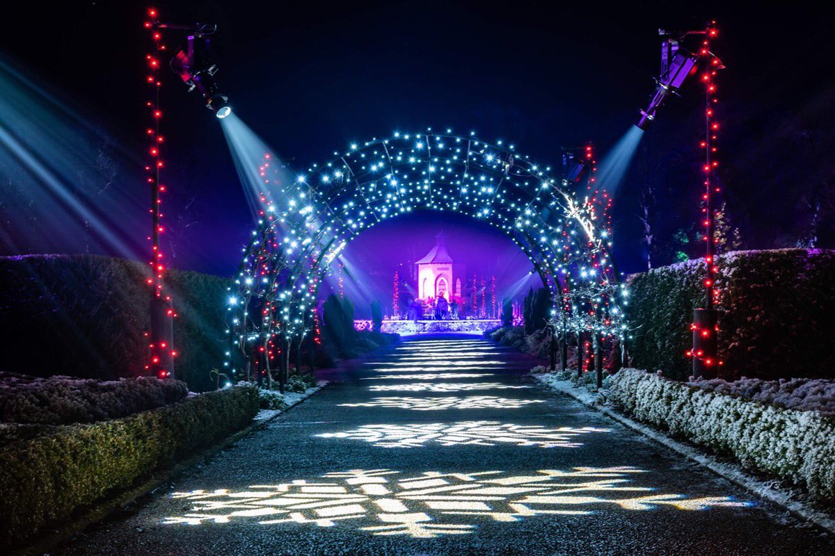 Jason_Murphy73's tweet photo. Plenty of festive fun at Christmas at Hillsborough Castle &amp; Gardens @HillsCastle @barrabest @angie_weather @WeatherCee @VisitLisburn @love_belfast @BelfastLive #christmas #ChristmasLights https://t.co/jKdQgIuQbI