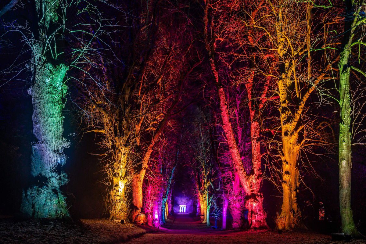 Jason_Murphy73's tweet photo. Plenty of festive fun at Christmas at Hillsborough Castle &amp; Gardens @HillsCastle @barrabest @angie_weather @WeatherCee @VisitLisburn @love_belfast @BelfastLive #christmas #ChristmasLights https://t.co/jKdQgIuQbI