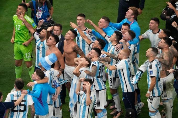 Michael_klint2's tweet photo. This world cup had everything

Best World cup final

Intense
Suspense
Heartbreak
Dream achieved
Team Spirit  and 
It had Messi https://t.co/tkU8KHOEgI