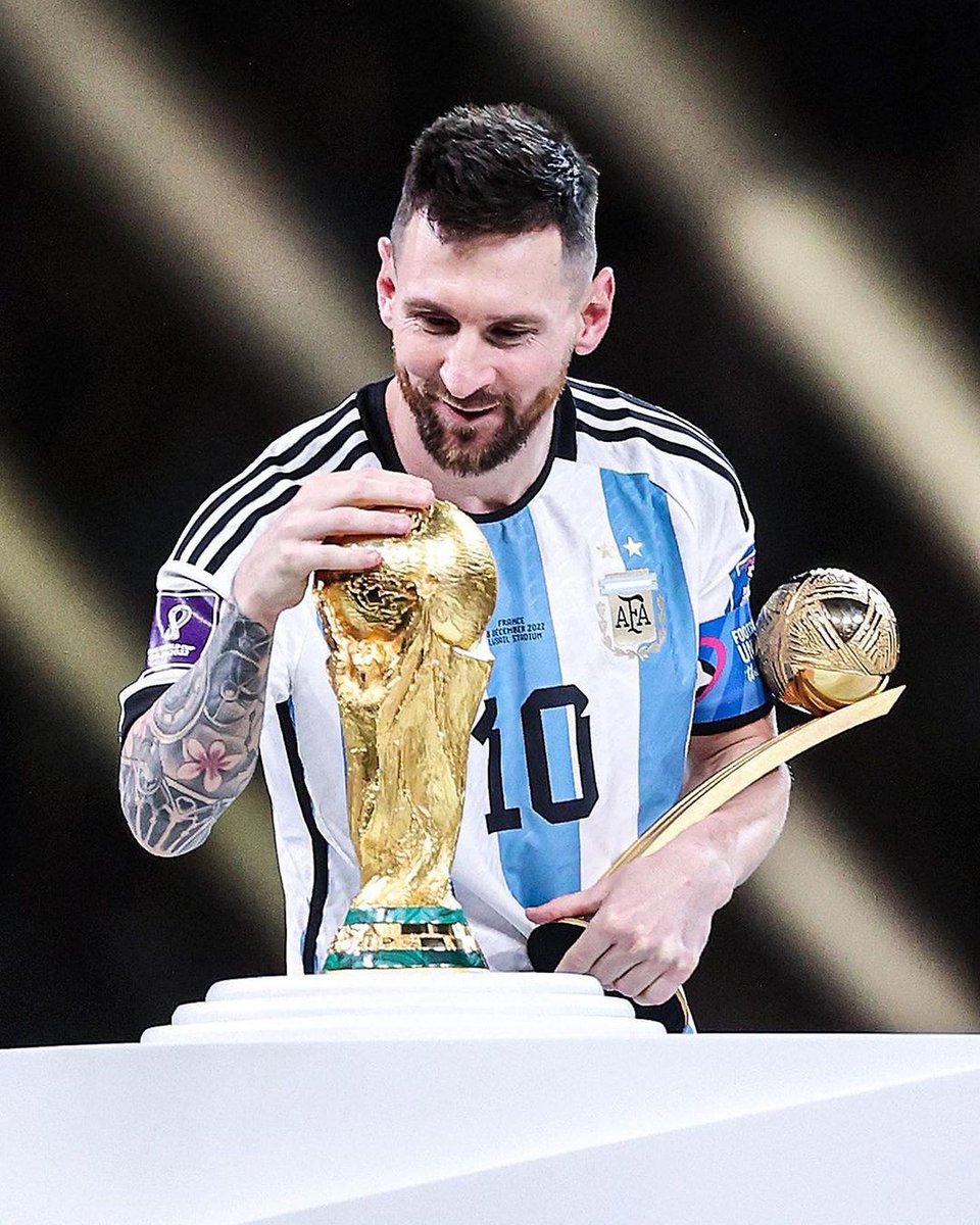 nicosarante25's tweet photo. Se hizo justicia en el fútbol! ARGENTINA CAMPEÓN!!🇦🇷🏆

#messi #argentina #mundial2022 #mundial #campeon https://t.co/5wyQ5FENnb