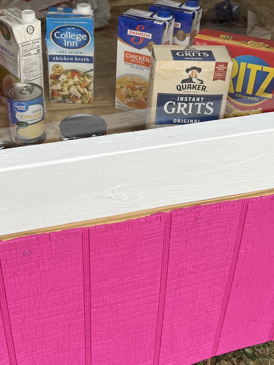 Falalalala - especially if we are able to help within our communities- please continue to keep our GIVING BOX full #showingup4others ⁦<a href="/mikeluellen/">mike luellen</a>⁩ ⁦@BPTolley⁩ ⁦<a href="/kishatolliverhr/">Kisha Tolliver</a>⁩