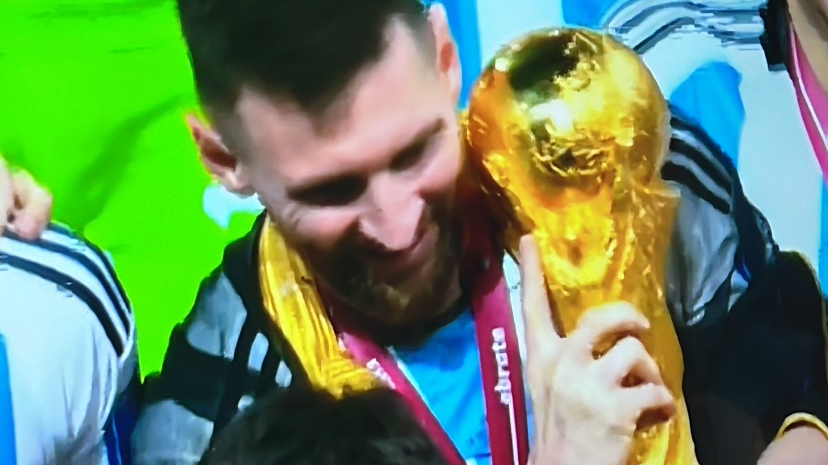 RaulCela13's tweet photo. El mejor de la historia sin discusión…Sudamérica patrona del futbol mundial 🙌🏻 https://t.co/0oaAaKuZkD