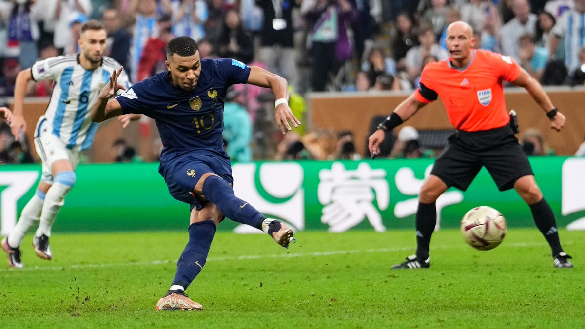 usetvgof's tweet photo. Kylian Mbappe scored a hat-trick for France in the 2022 World Cup final https://t.co/oUaC7F6Sz2