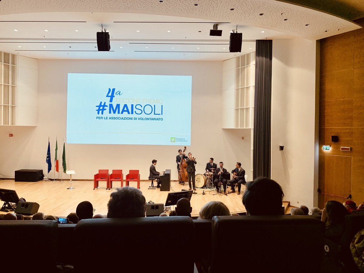 AmiciDellaPedia's tweet image. #AmiciDellaPediatria 💙 17 dicembre 2022 
4° Edizione Premio #MaiSoli per le Associazioni di #Volontariato della @RegLombardia 

Per @hpg23bg sono state scelte la nostra associazione e Associazione Cure Palliative Onlus♥️

GRAZIE 😍