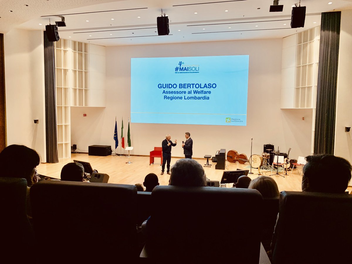AmiciDellaPedia's tweet image. #AmiciDellaPediatria 💙 17 dicembre 2022 
4° Edizione Premio #MaiSoli per le Associazioni di #Volontariato della @RegLombardia 

Per @hpg23bg sono state scelte la nostra associazione e Associazione Cure Palliative Onlus♥️

GRAZIE 😍