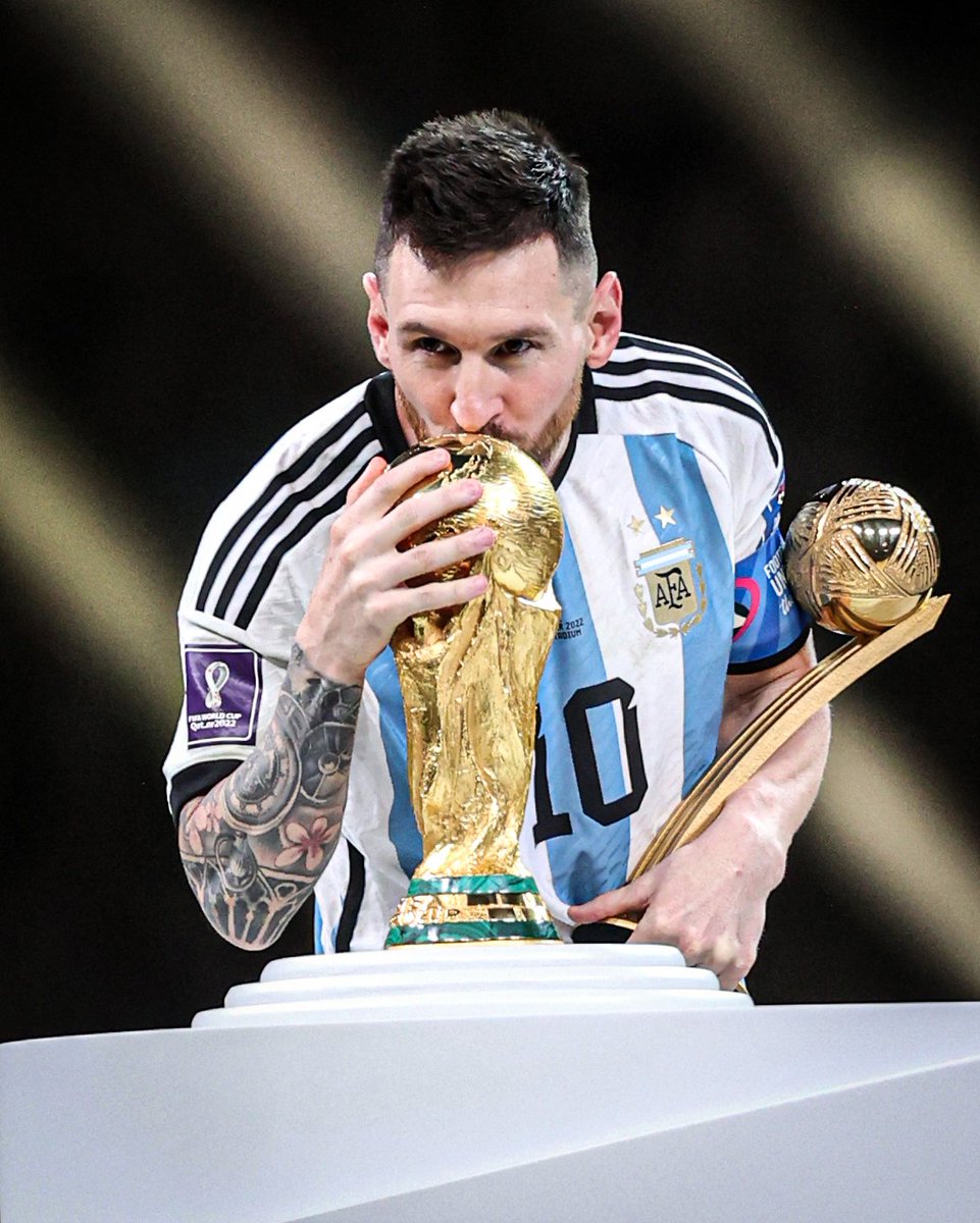 EdNosmo's tweet photo. 🐐🐐🐐 https://t.co/CIE5QMNFk1