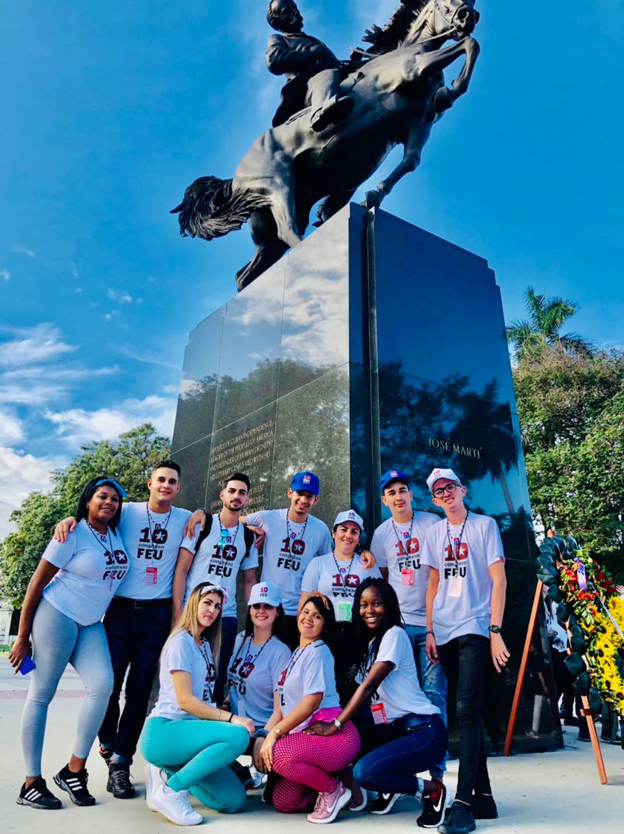 MiguelMC_01's tweet photo. La bella Habana se viste de gala para recibir a los delegados #XCongresoDeLaFEU 
#LatirAvileño 
#SinPerderUnDia https://t.co/gv1WZaOmY2