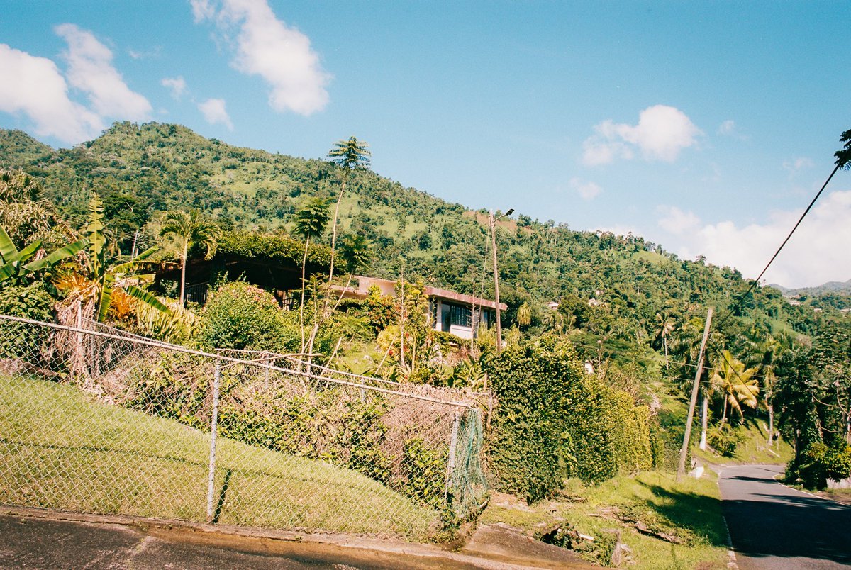 noelrrobles's tweet photo. puerto rico on 35mm film (: https://t.co/Aix9JzavEr