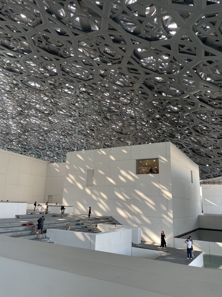 When in #AbuDhabi…
#Louvre #art &amp; #architecture 😍