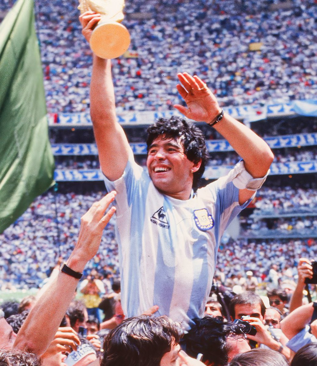 sportbible's tweet photo. Cut from the same cloth ❤️🇦🇷 https://t.co/iaU6zOo4Iq
