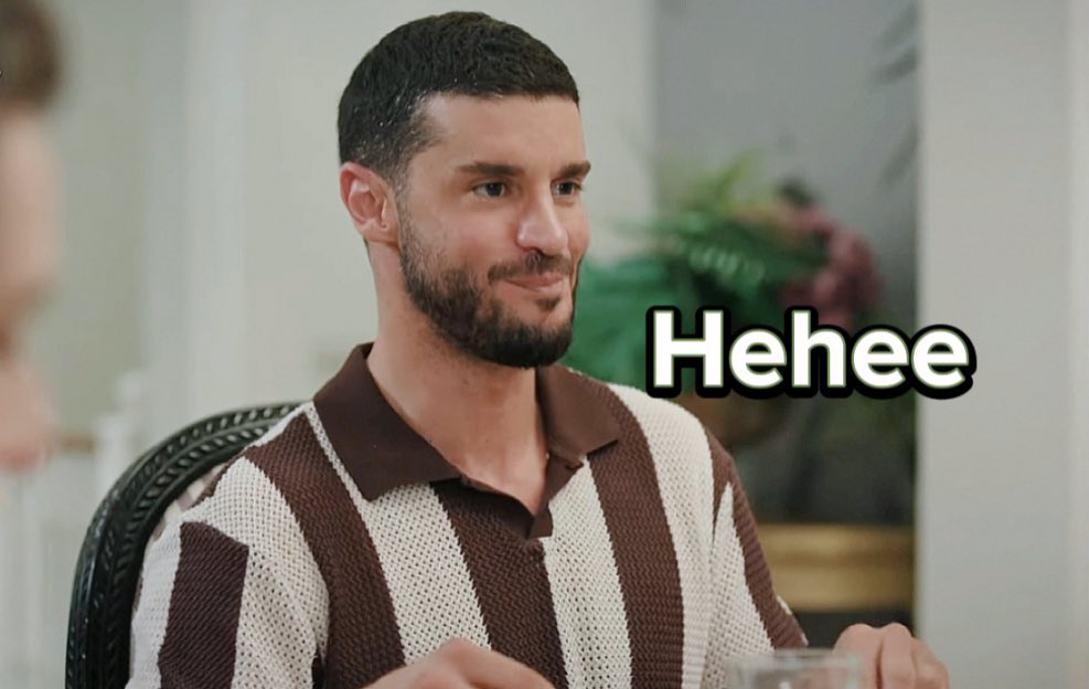 #BirKüçükGünIşığı fandom is back at the game and happier than ever🫶🏻