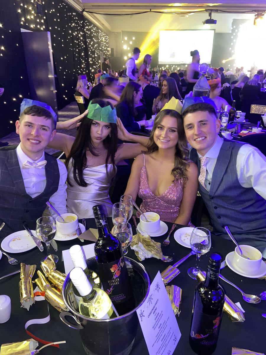 MarikaPuchala's tweet photo. #StrathBusBall https://t.co/7FZT9ATygi