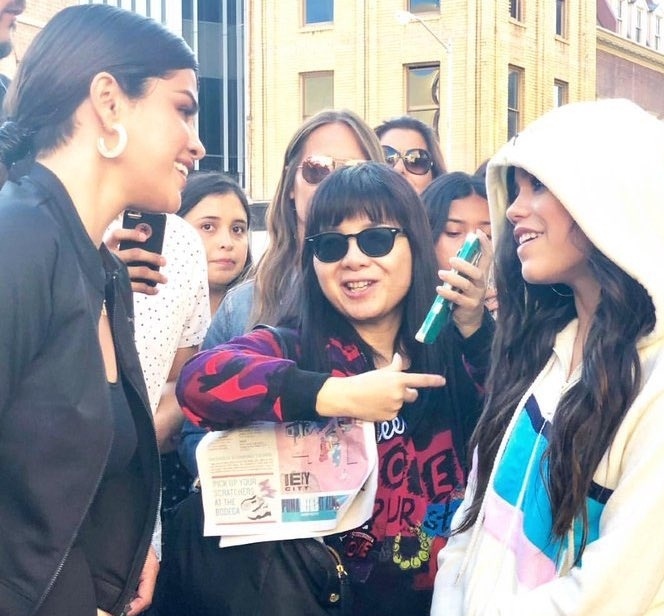fetishxsel's tweet photo. THREAD; Jenna Ortega showing all her love and admiration for Selena Gomez https://t.co/MiBrWuueev