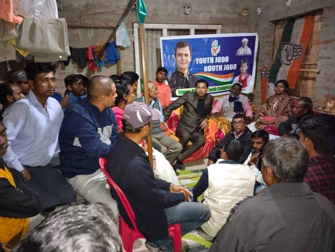 RakhuDasTPYC's tweet photo. During Youth Jodo Booth Jodo campaign, today 80 Voters joined congress from CPIM at saiderpar, Word No 7 in #FatikRoy Assembly. I welcomed them into the Congress Party. https://t.co/oIOxZ2xLZG
