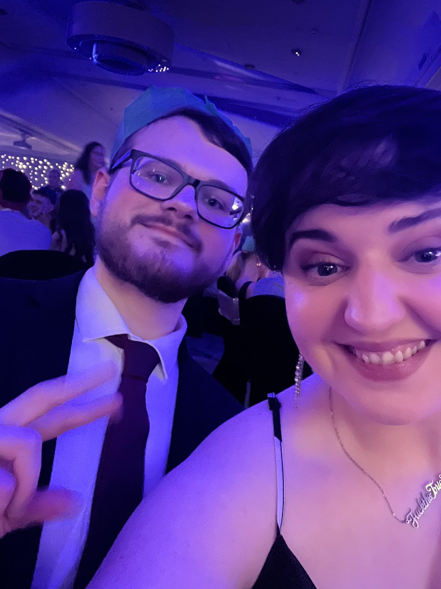 fineokgreat's tweet photo. ballers #StrathBusBall https://t.co/9drF4rODvx