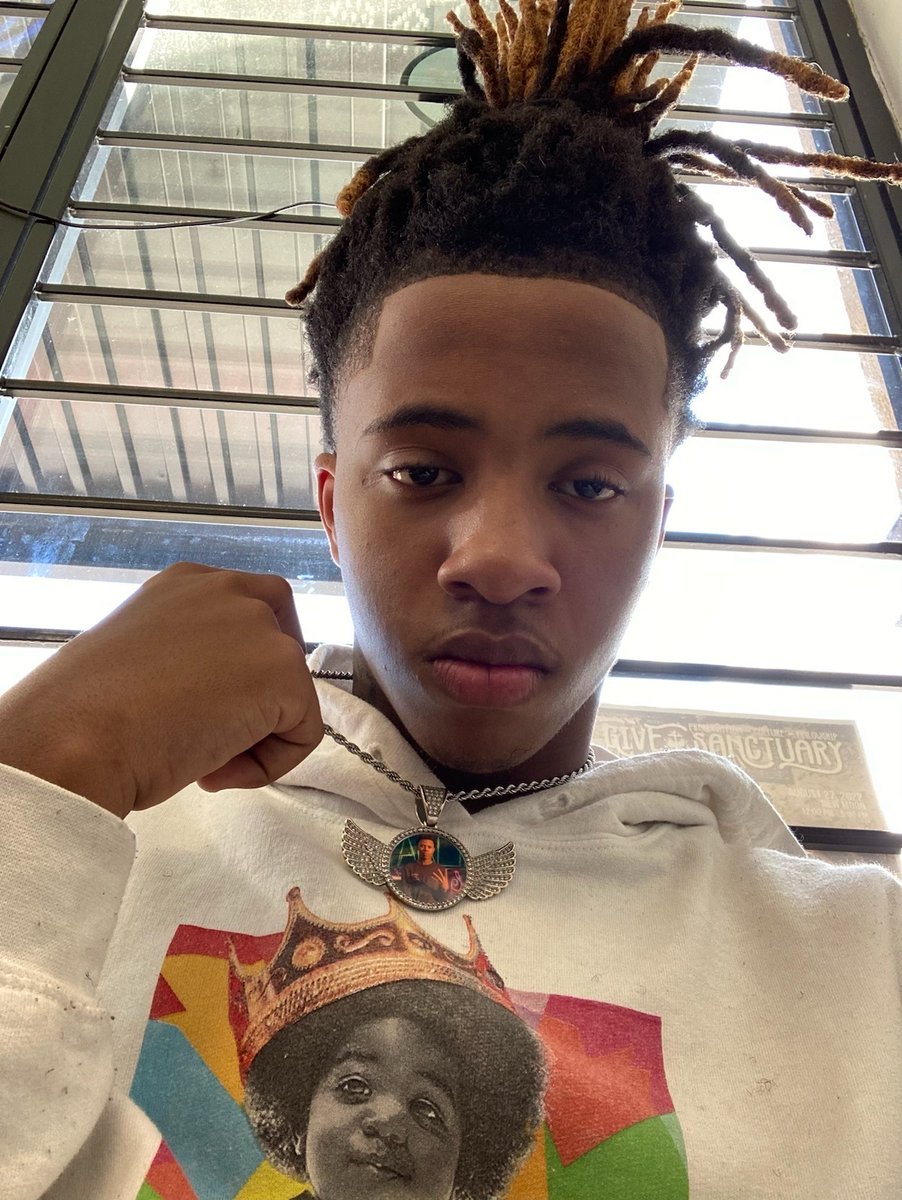 TylerFingert's tweet photo. @FOX5Atlanta JUST IN: The Fulton County Medical Examiners Office has identified the 2 teens killed at a southwest #Atlanta apartment complex Sat. night. Officials identified them as 16-year-old Justin Powell and 14-year-old Malik Grover. Powell's family released this picture to @FOX5Atlanta. https://t.co/3cQ2xLjBj2