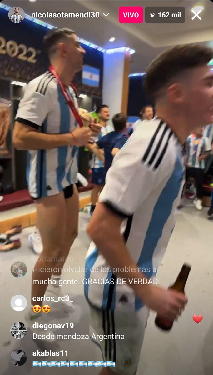 contrarerere's tweet photo. DIOS EL DIBU ES DEFINITIVAMEMTE EL HOMBRE SEXO QUE HOMBRE
VAMOS ARGENTINA CARAJO 🇦🇷
alberto declará feriado forro https://t.co/XMVGHGjsI6