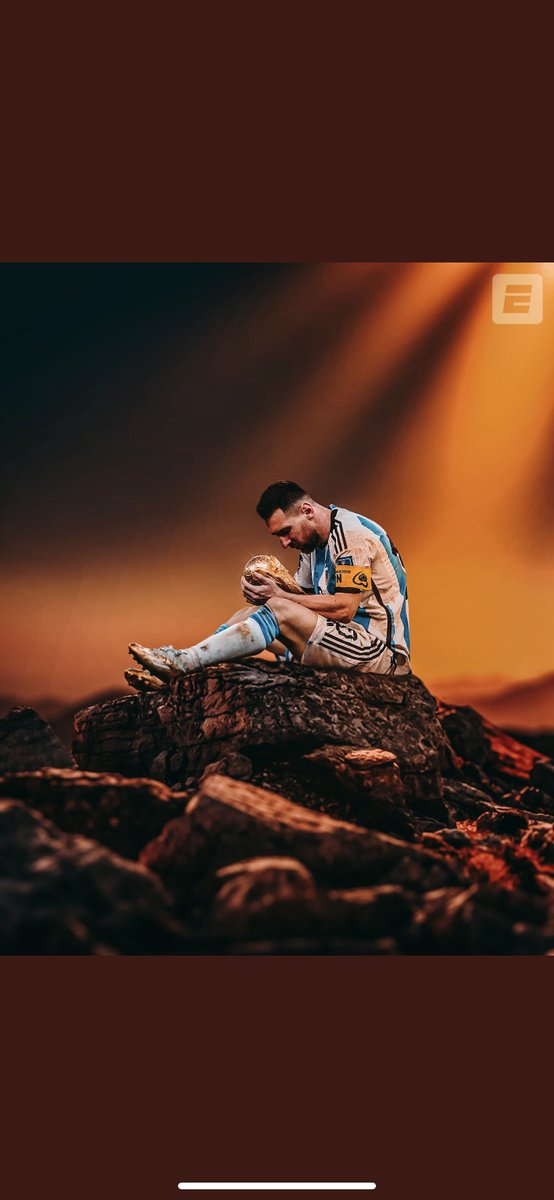 alisizerr's tweet photo. Futbol Messi’ye borcunu ödedi. https://t.co/Ws115qOz08