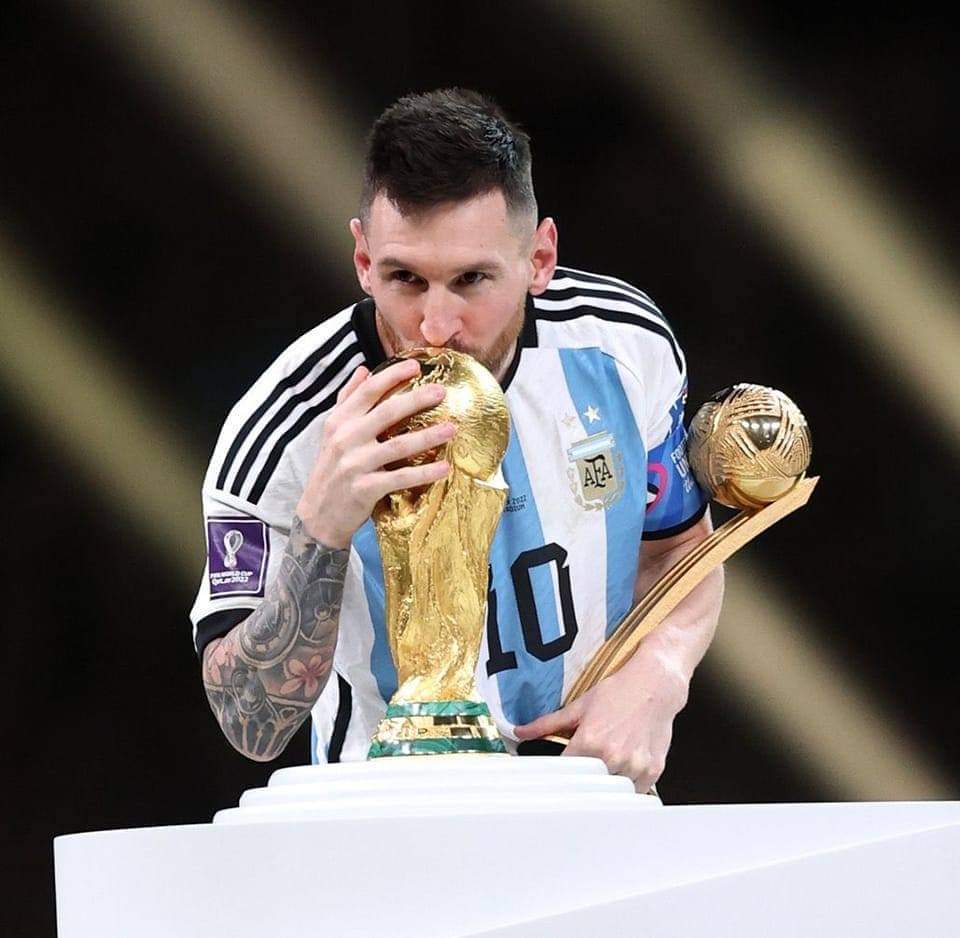 _SamiraMomo's tweet photo. The #GOAT𓃵 

#ARGFRA 
#WorldCup 
#Messi𓃵 
#Messi𓃵day https://t.co/OtWBSNSSRM