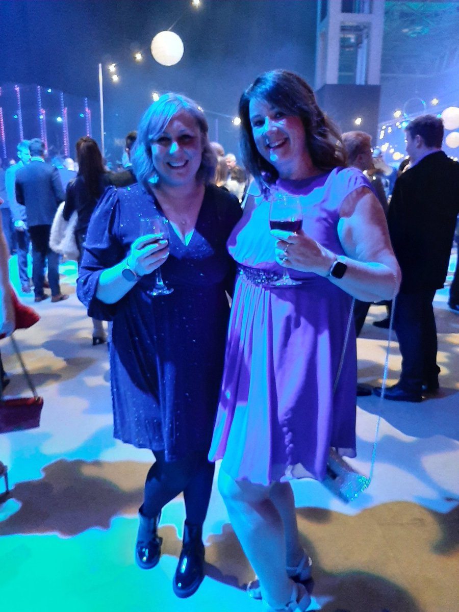 lizzisteve's tweet photo. #necxmas https://t.co/i9i3RAweOx