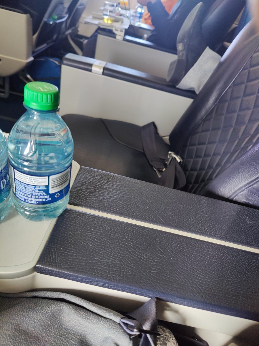 PHEN💫 tweet media