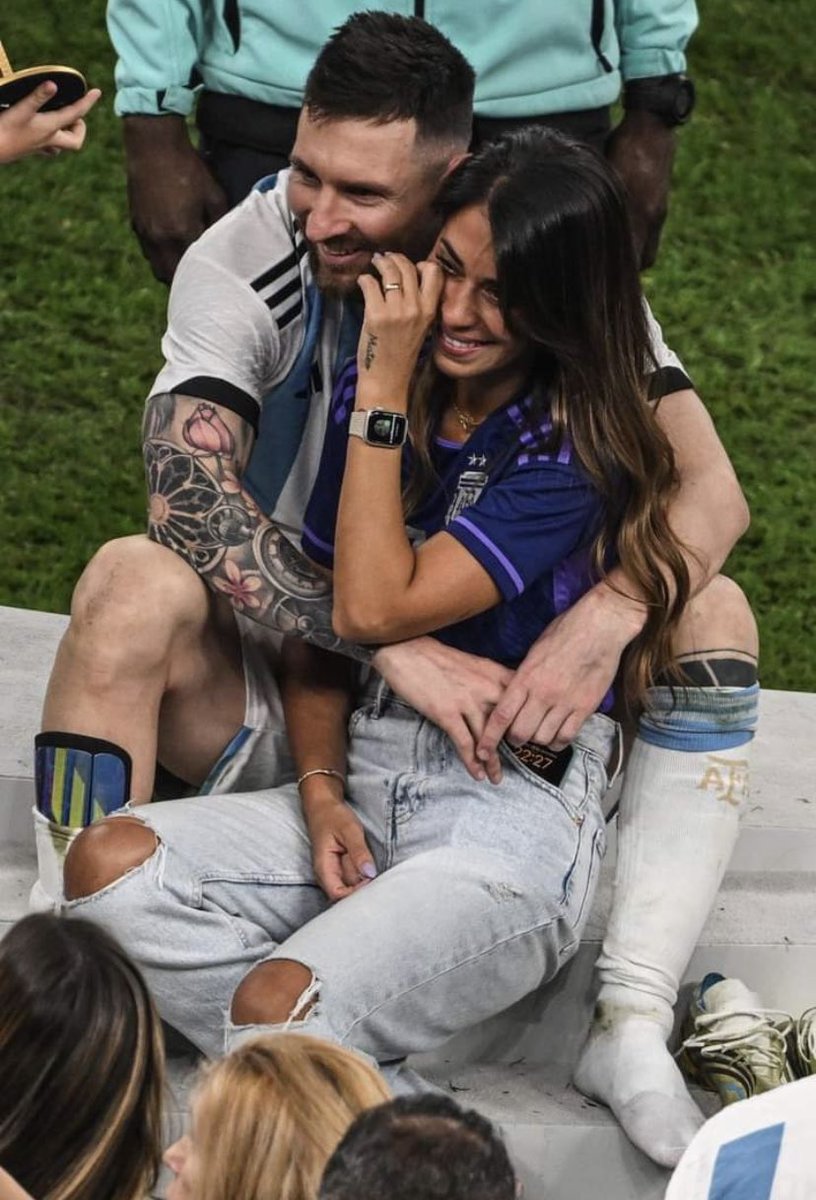 Fãs de futebol de todas as idades vendo essa foto = METAH 🥺🥺😍😍😍😍
